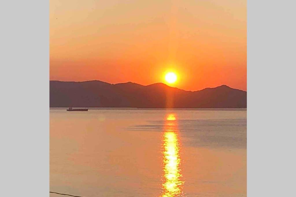 Villa Dreamy Sunsets Faros à Karystos  Extérieur photo